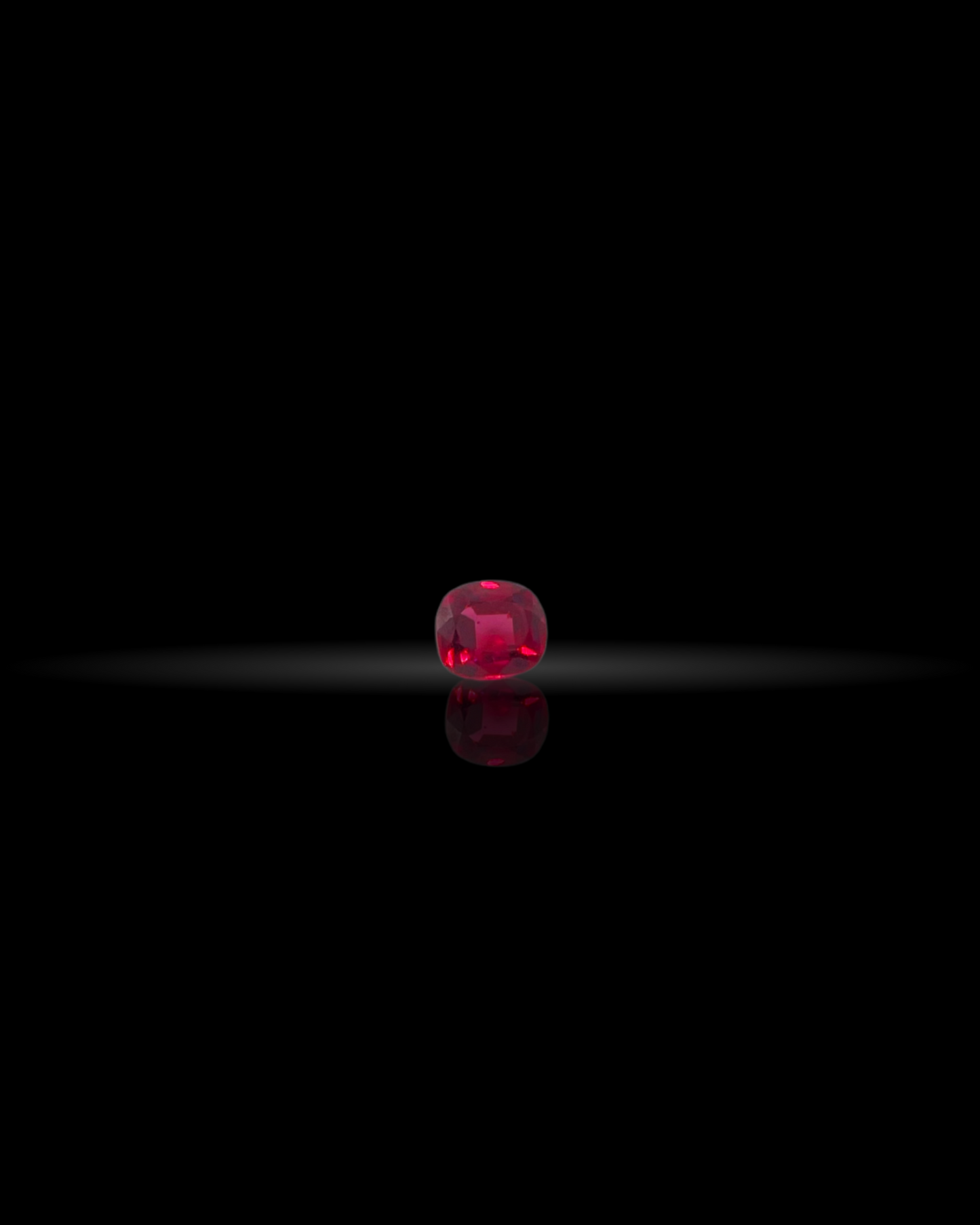 0.95ct Cushion Cut Red Garnet RGT104