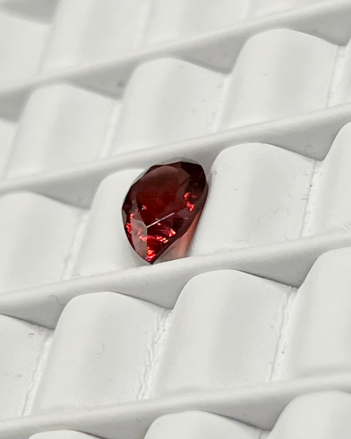 1.45ct Pear Red Garnet RGT001