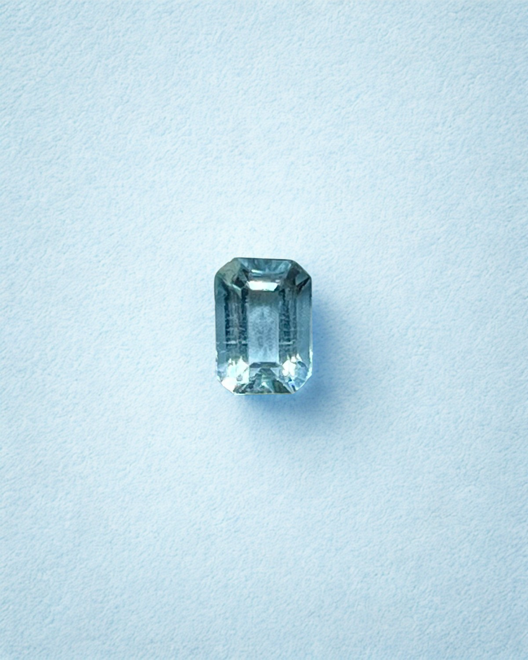 1.30ct Rectangular Aquamarine AM010