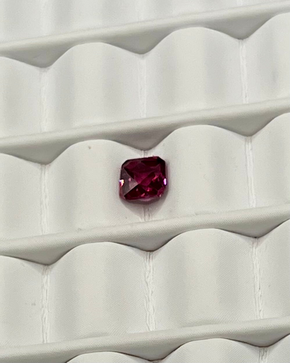 0.55ct Cushion Cut Red Garnet RGT011