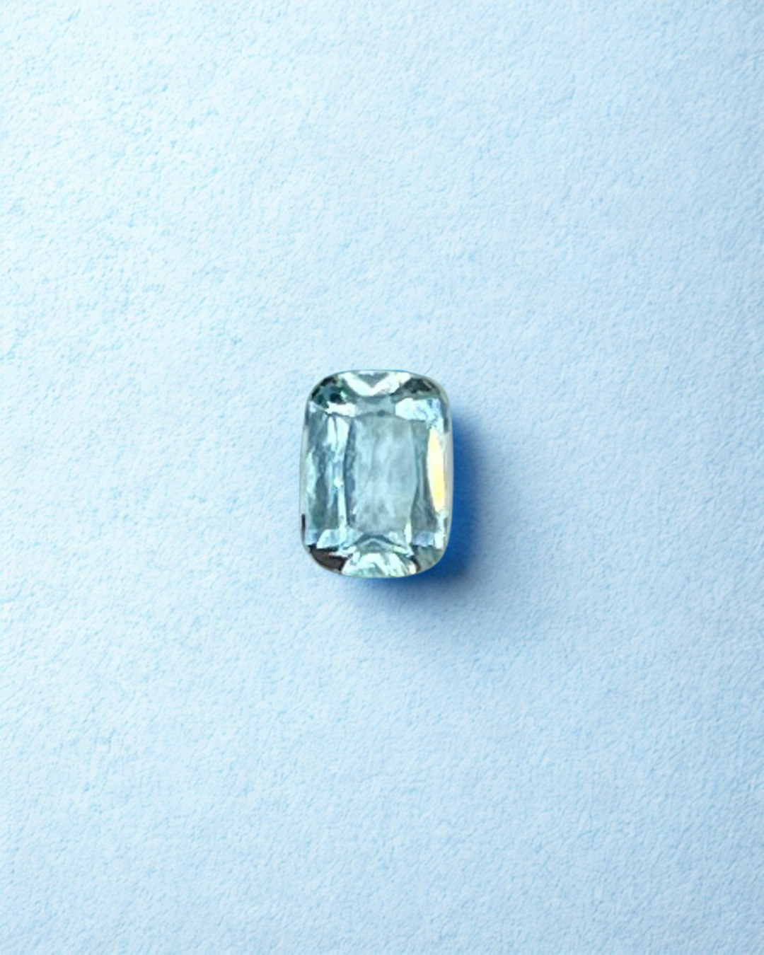 1.55ct Rectangular Aquamarine AM007