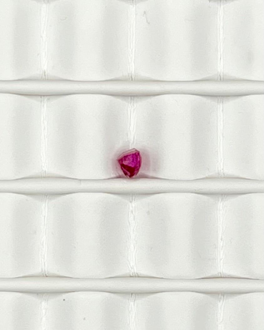 0.55ct Oval Ruby RB102