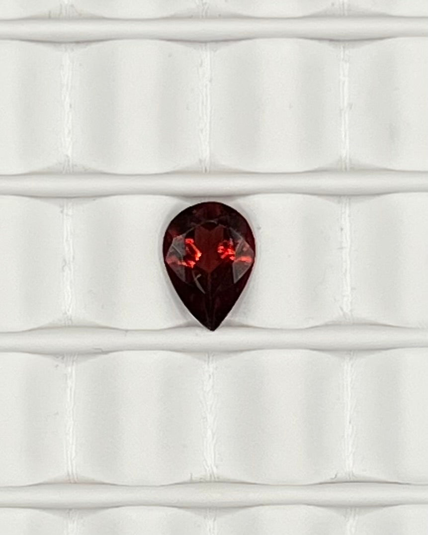 1.45ct Pear Red Garnet RGT001