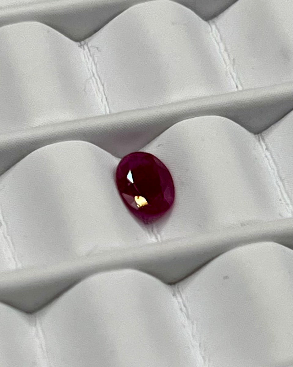 0.40ct Oval Ruby RB105