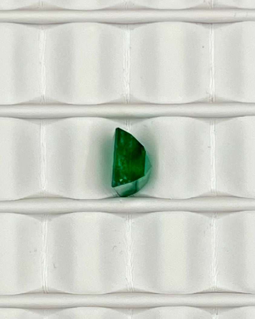 2.35ct Emerald Swat Emerald GEM001
