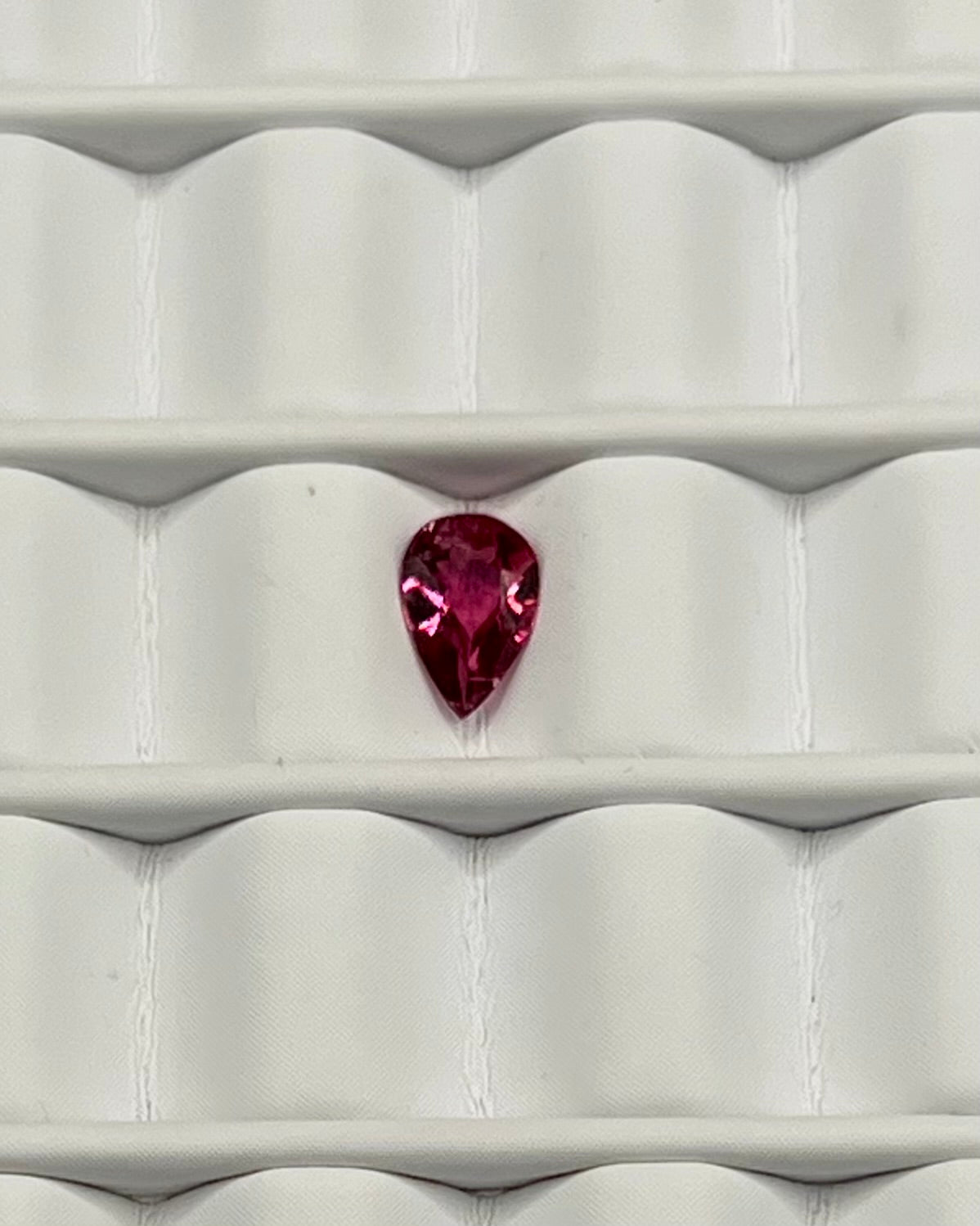 0.30ct Pear Cut Red Garnet RGT009