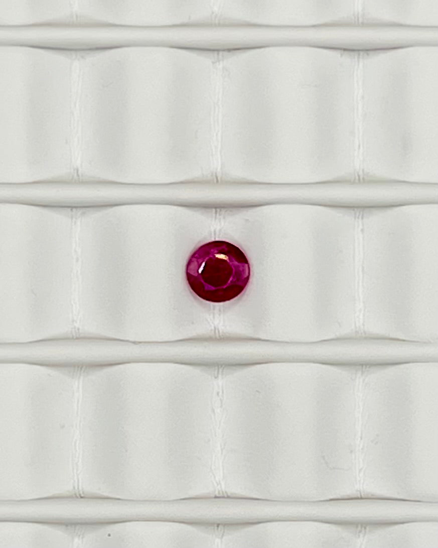 0.30ct Round Ruby RB107