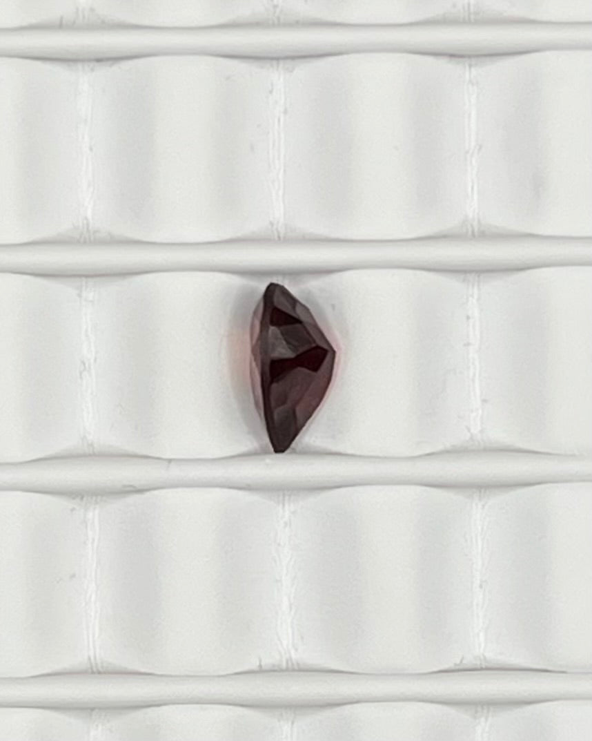 1.45ct Pear Red Garnet RGT001