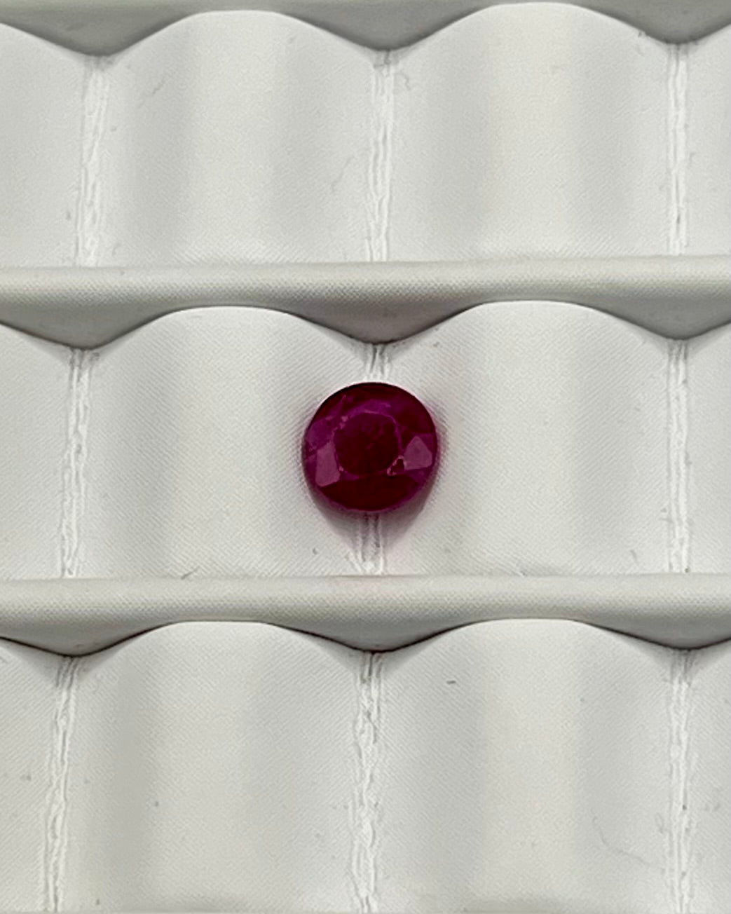 0.30ct Round Ruby RB107