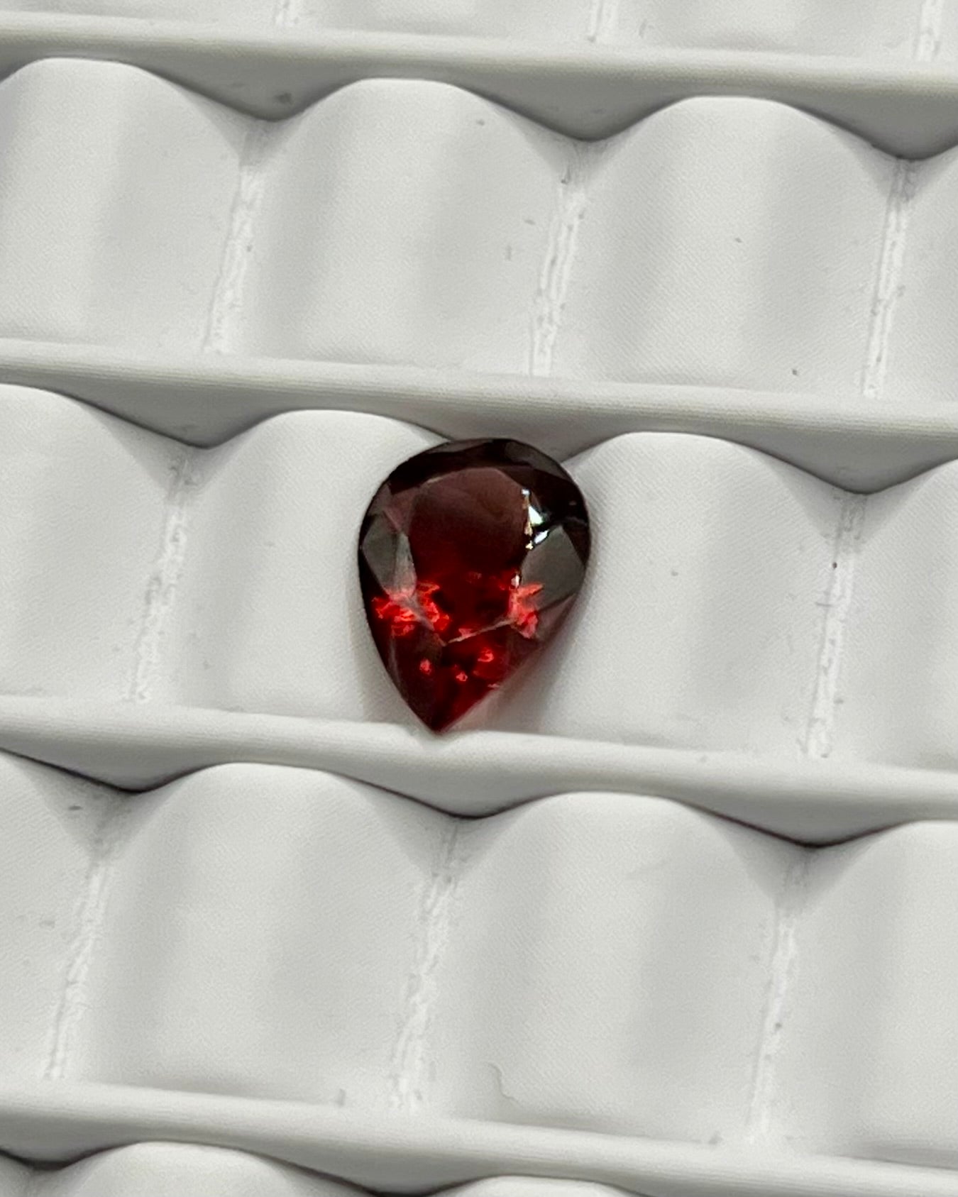 1.45ct Pear Red Garnet RGT001