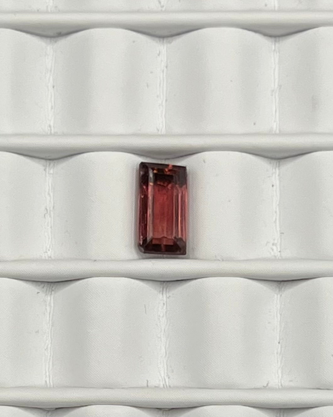 1.30ct Baguette Red Garnet RGT004