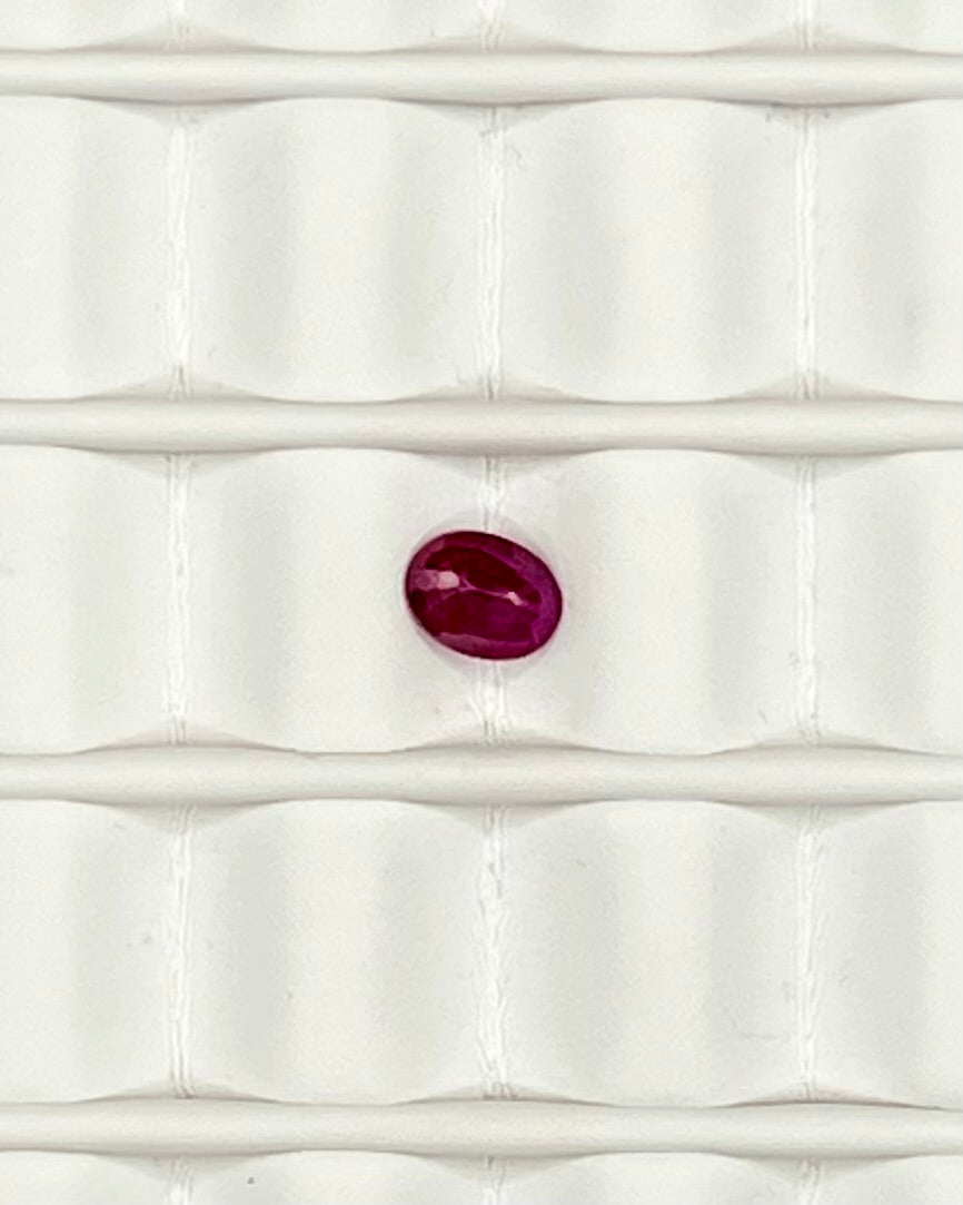 0.40ct Oval Ruby RB105