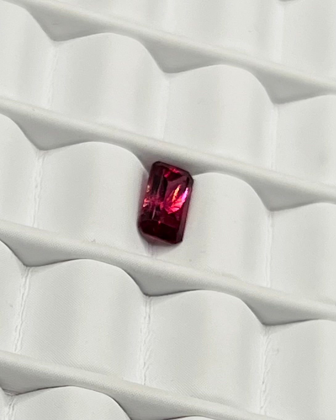 0.55ct Emerald Cut Red Garnet RGT008
