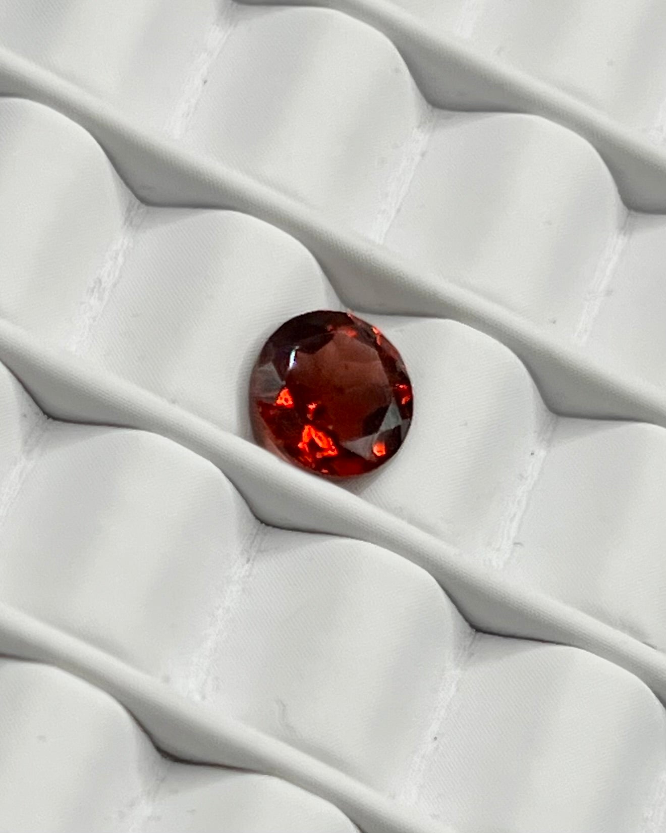 1.40ct Round Red Garnet RGT002