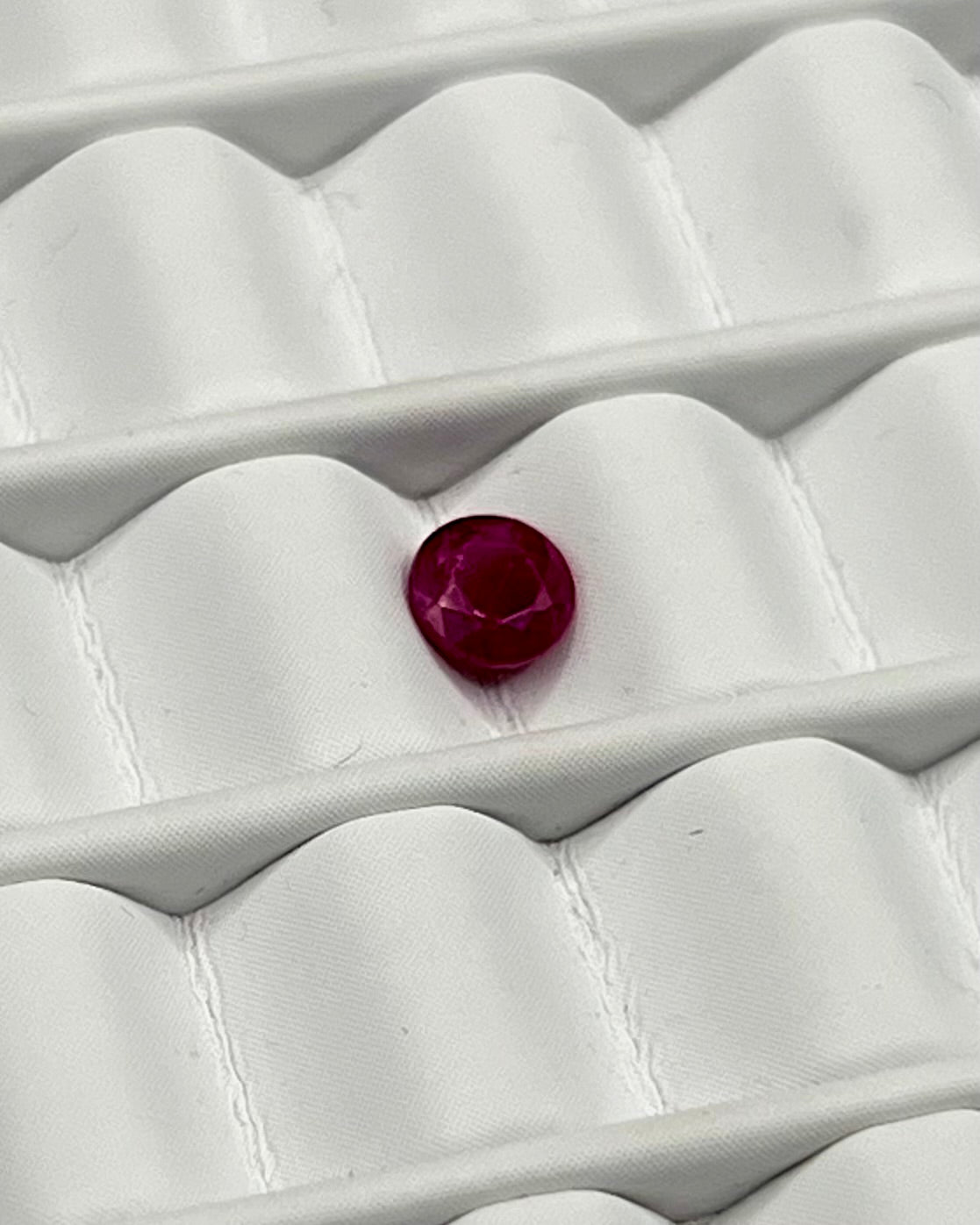 0.30ct Round Ruby RB107