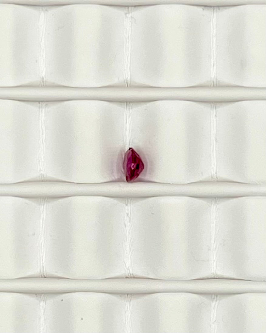 0.40ct Oval Ruby RB105