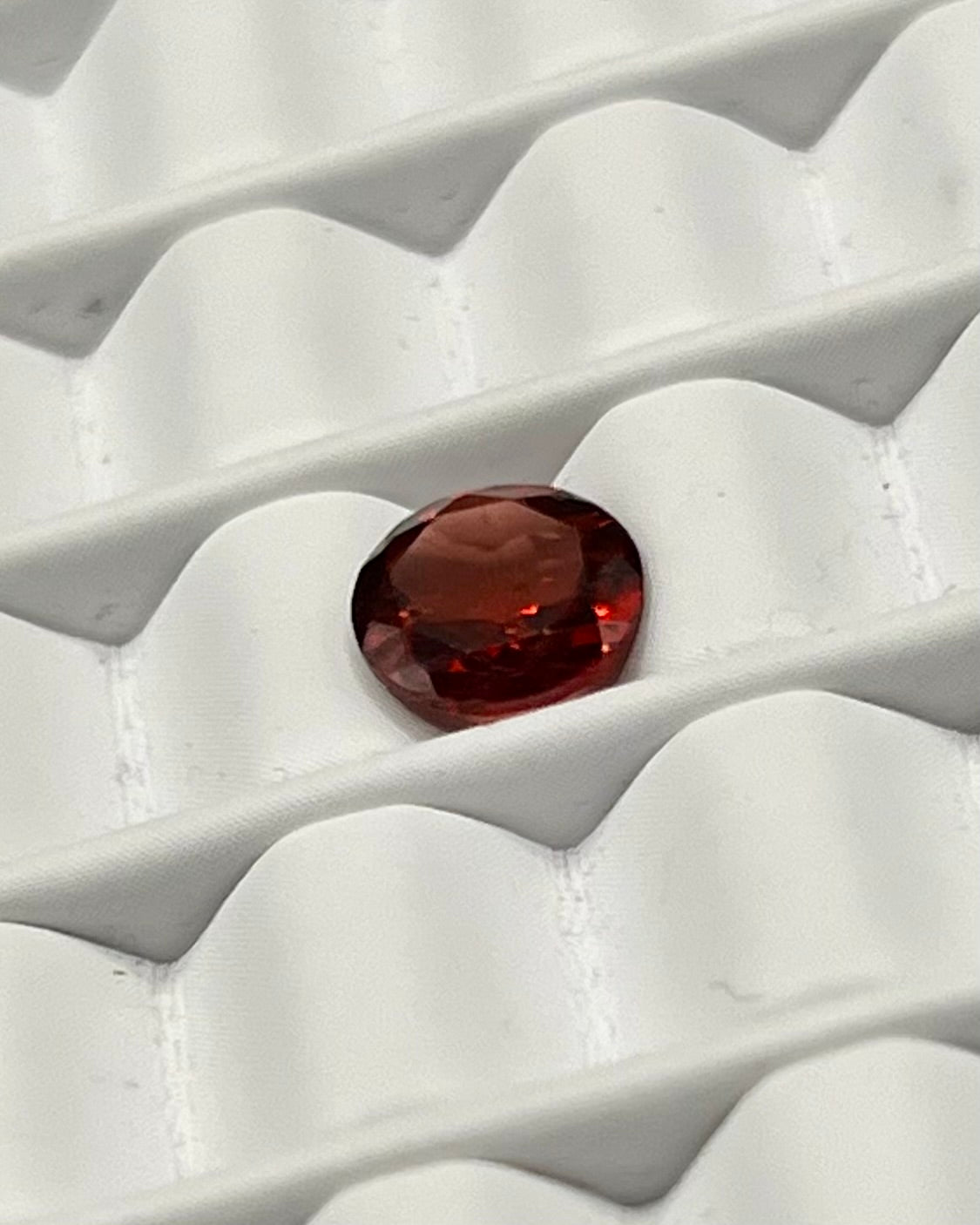 1.40ct Round Red Garnet RGT002